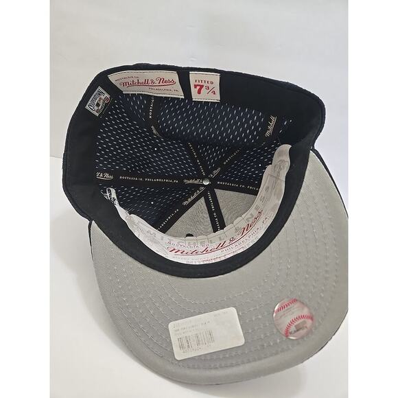 New York Yankees Logo Mitchell & Ness MLB Blue Cooperstown Fitted Hat Size 7 3/4 - Picture 9 of 10